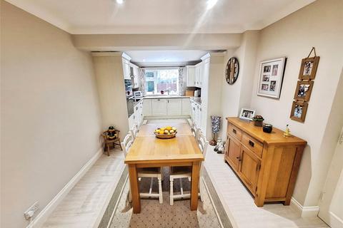 4 bedroom link detached house for sale, Park Avenue, Leicestershire LE67