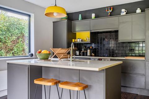 4 bedroom detached house for sale, Springvale Road, Winchester, SO23