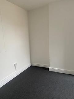 1 bedroom flat to rent, Highfield Road, Blackpool FY4