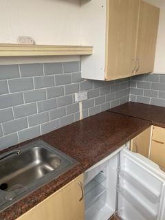 1 bedroom flat to rent, Highfield Road, Blackpool FY4