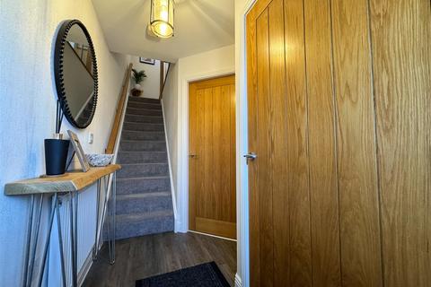 3 bedroom detached house for sale, Chambers Grove, Sheffield, S35
