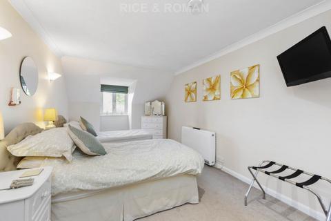 1 bedroom retirement property to rent, Upper Gordon Road, Camberley GU15