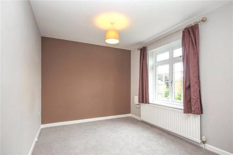 2 bedroom flat to rent, Raymer Close, St. Albans, AL1