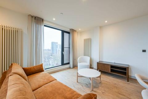 2 bedroom flat to rent, Walthamstow Central, Walthamstow, E17