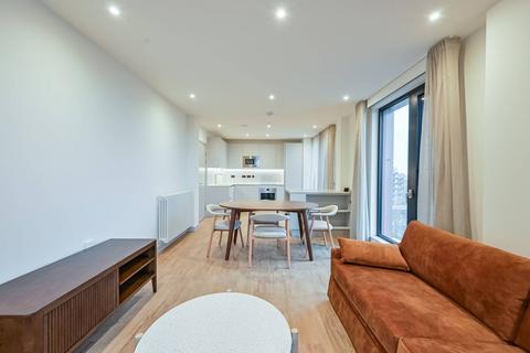 2 bedroom flat to rent, Walthamstow Central, Walthamstow, E17