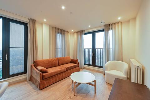 2 bedroom flat to rent, Walthamstow Central, Walthamstow, E17