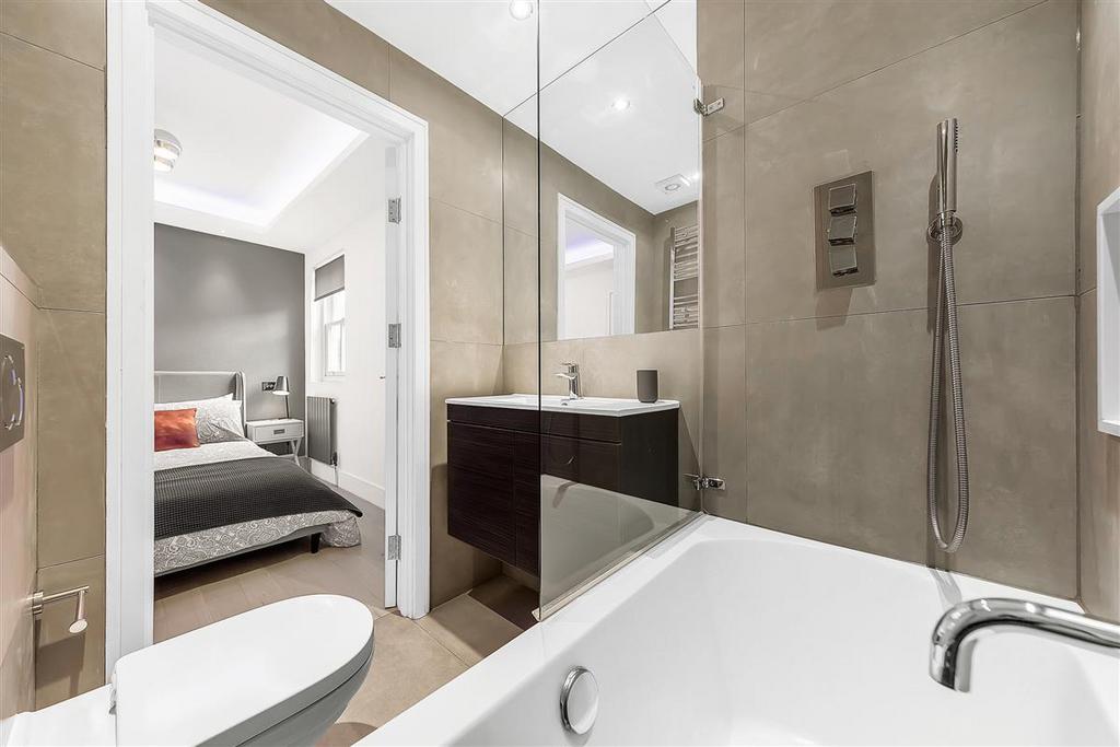 En Suite Shower Room