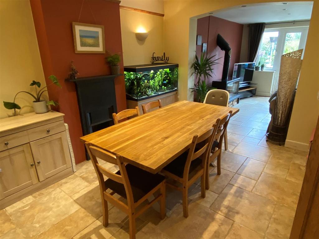 170 long road dining room.jpg