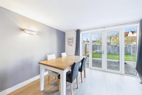 3 bedroom semi-detached house for sale, Riverside living moments from Clevedon town centre