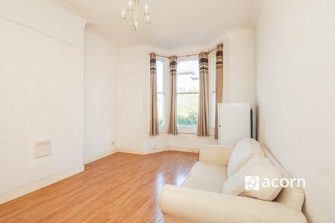 1 bedroom flat to rent, Linden Grove SE15