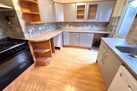 undefined, Golf Rd, London, W5