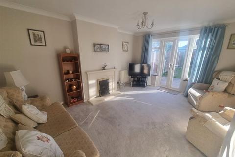 2 bedroom bungalow for sale, Leslie Road, Rayleigh, Essex, SS6