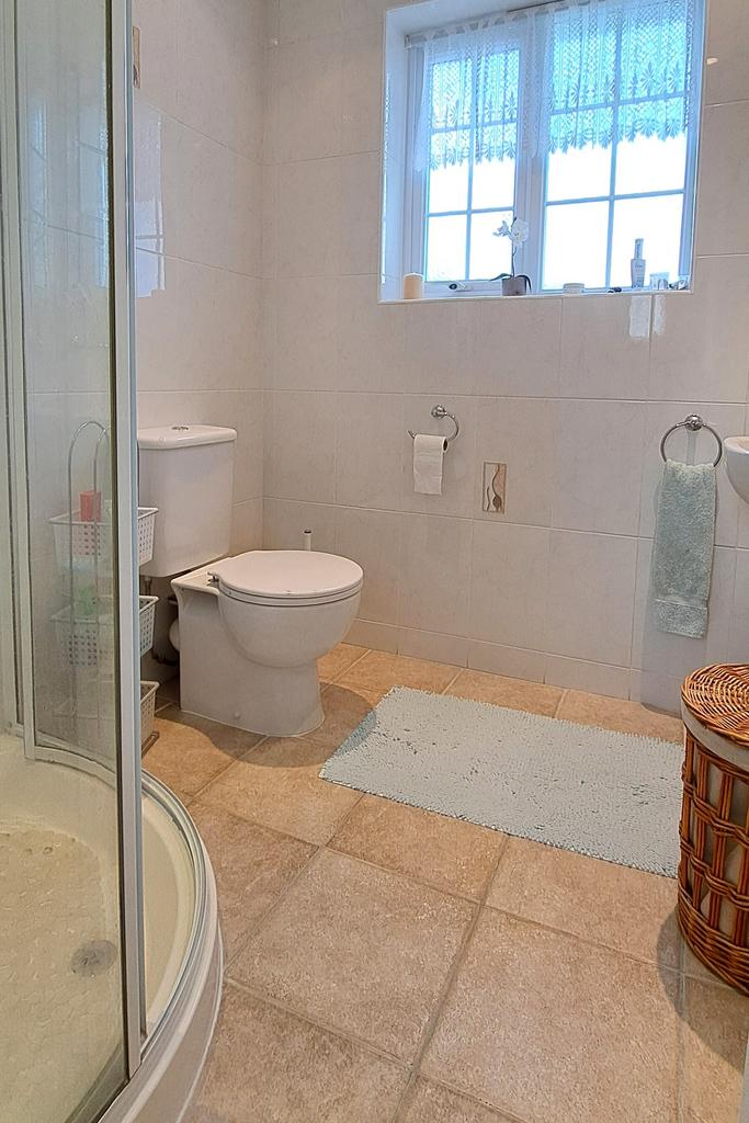 Ensuite Shower Room