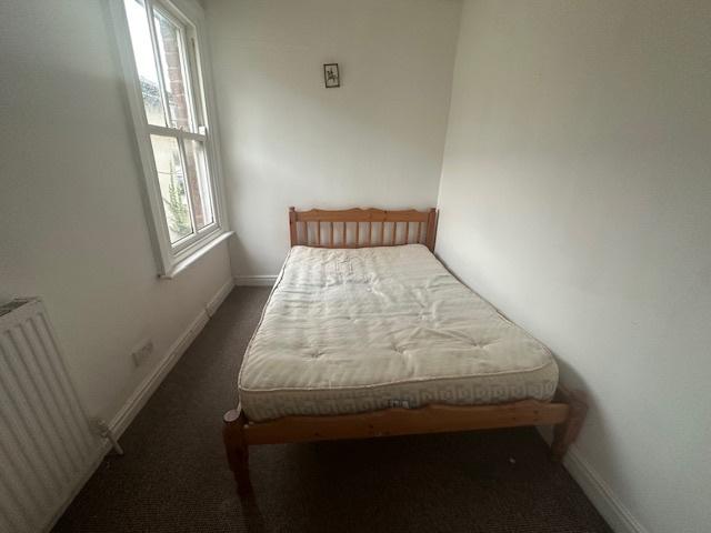 Flat 5, 3 Stanley Terrace