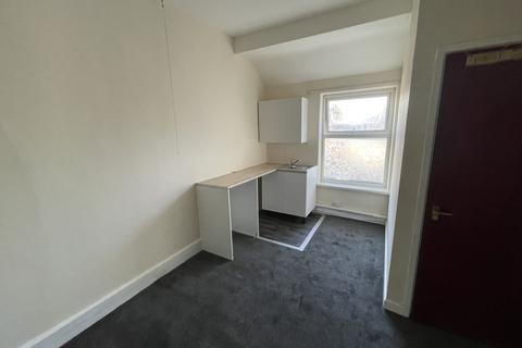 Studio to rent, Studio 5, 119 lincoln Road, peterborough