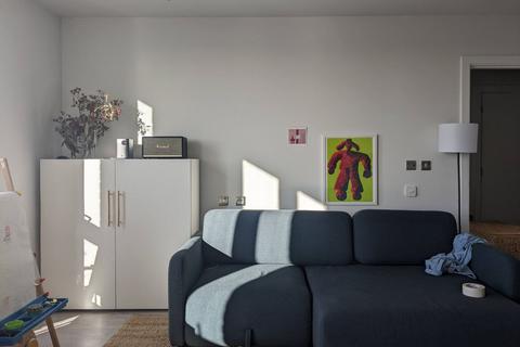 1 bedroom flat for sale, Waterden Road, London E20