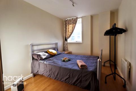 2 bedroom apartment to rent, Aspect, City centre