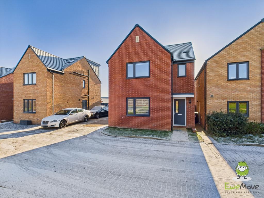 Ewe Move Estate Agents Basingstoke - 22 Lady Margar
