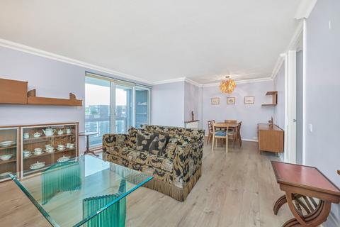 2 bedroom flat to rent, Holyport Road, London, SW6