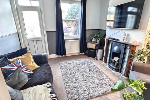 2 bedroom terraced house for sale, Myrtle Road, Eastbourne BN22