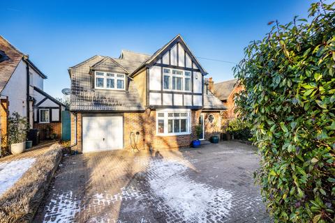 4 bedroom detached house for sale, Godstone Road, Bletchingley, RH1