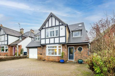 4 bedroom detached house for sale, Godstone Road, Bletchingley, RH1