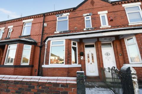 2 bedroom terraced house for sale, Chandos Grove, Salford, M5