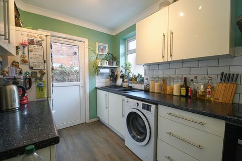 2 bedroom terraced house for sale, Chandos Grove, Salford, M5