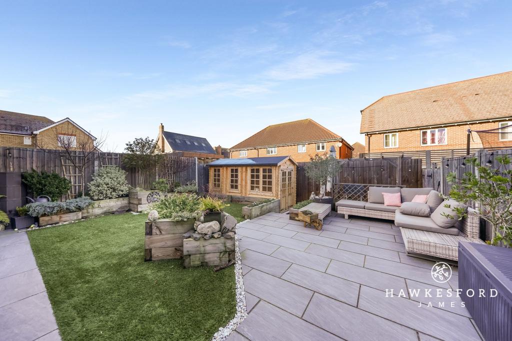 Ringlet Grove, Iwade - Garden