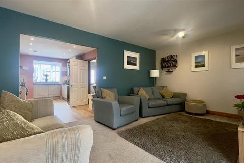undefined, Carloggas Grove, St. Columb TR9
