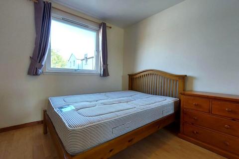 2 bedroom flat to rent, Headland Court, Garthdee, Aberdeen, AB10