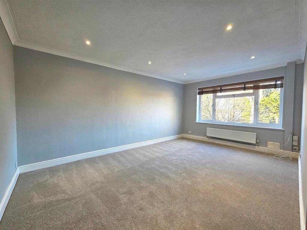 Living Room.jpg
