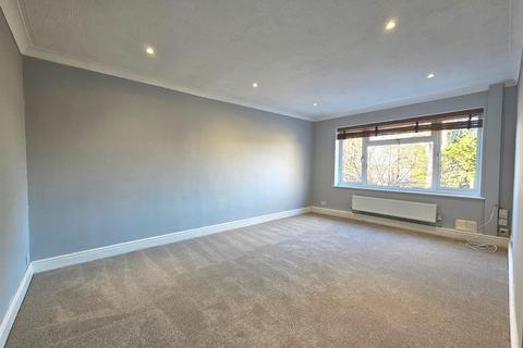 2 bedroom maisonette for sale, GUILDFORD ROAD, GREAT BOOKHAM, KT23