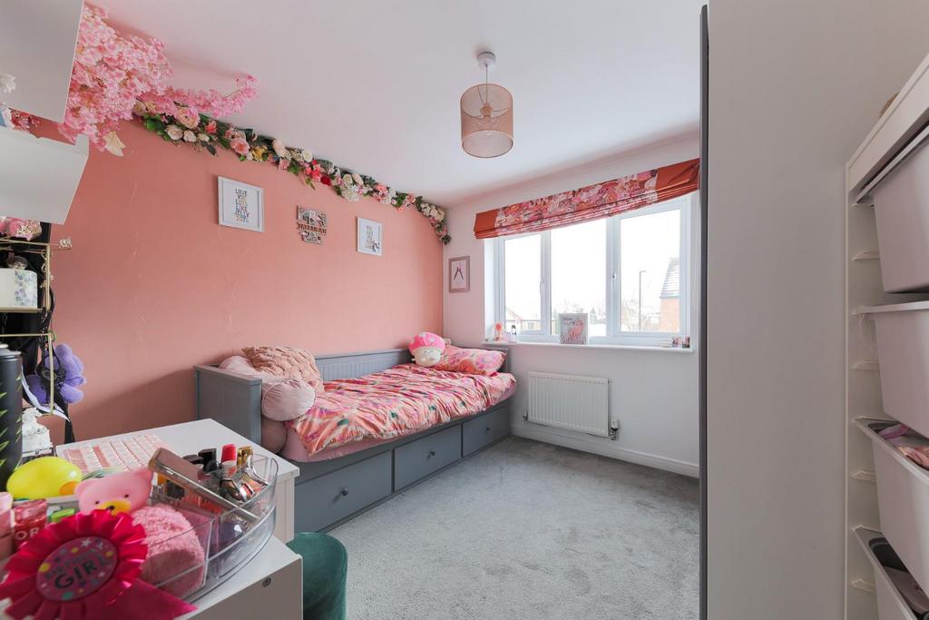 Bedroom 2.jpg