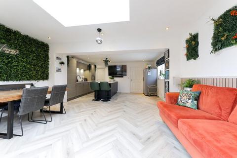 3 bedroom detached house for sale, The Meadows, Wallsend, NE28