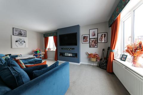 3 bedroom detached house for sale, The Meadows, Wallsend, NE28