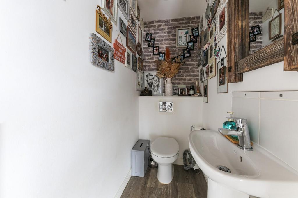 Cloakroom.jpg