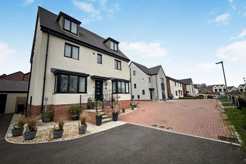 5 bedroom detached house for sale, Clos Thomas,Old St. Mellons,Cardiff,CF3 6YR