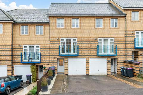 3 bedroom terraced house for sale, Newland Gardens, Hertford SG13