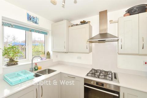 undefined, Hoppers Brook, Faygate RH12