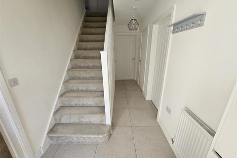 undefined, Furrow Close, Middlebeck, Newark