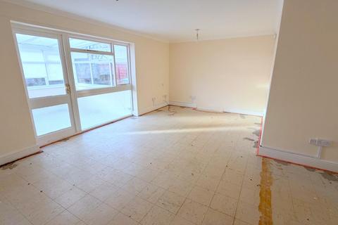 2 bedroom semi-detached bungalow for sale, Orchid Close, Eastbourne