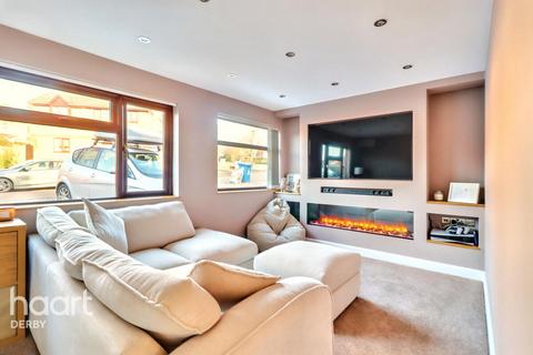 3 bedroom detached house for sale, Fiskerton Way, Oakwood