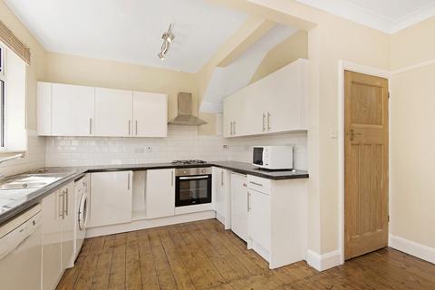 4 bedroom semi-detached house to rent, Toynbee Rd, WIMBLEDON SW20