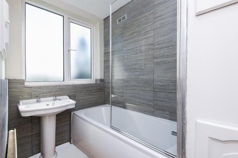 4 bedroom semi-detached house to rent, Toynbee Rd, WIMBLEDON SW20