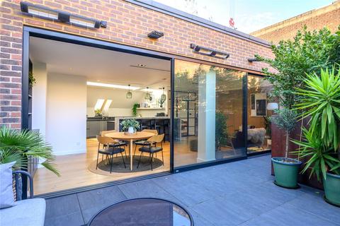 3 bedroom penthouse for sale, Cock Lane, London, EC1A