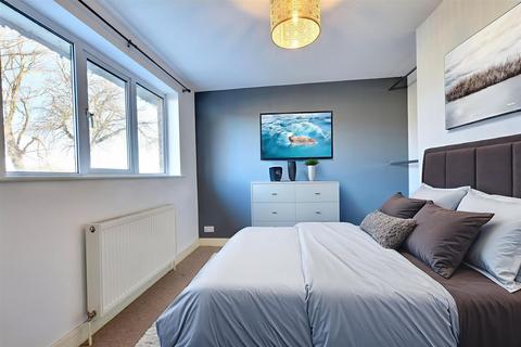3 bedroom semi-detached house for sale, Stanhope Crescent, Arnold, Nottingham