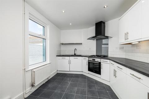 2 bedroom terraced house to rent, Weston Park Road, Plymouth