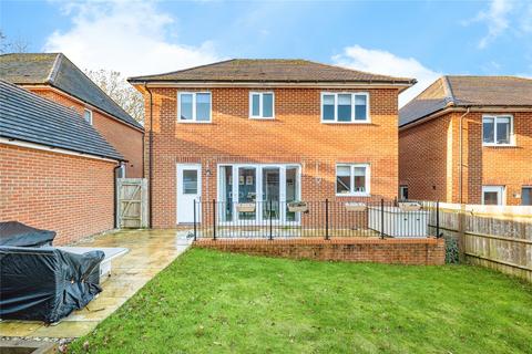 4 bedroom detached house for sale, Owl Close