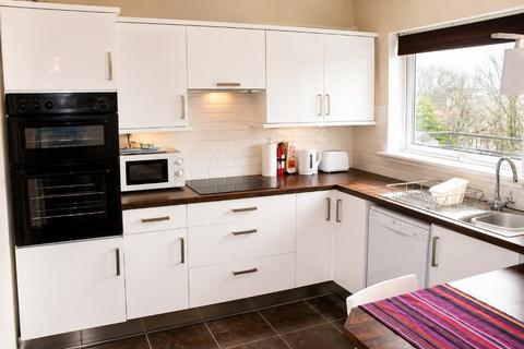 3 bedroom flat to rent, Trinity Court, Edinburgh, EH5